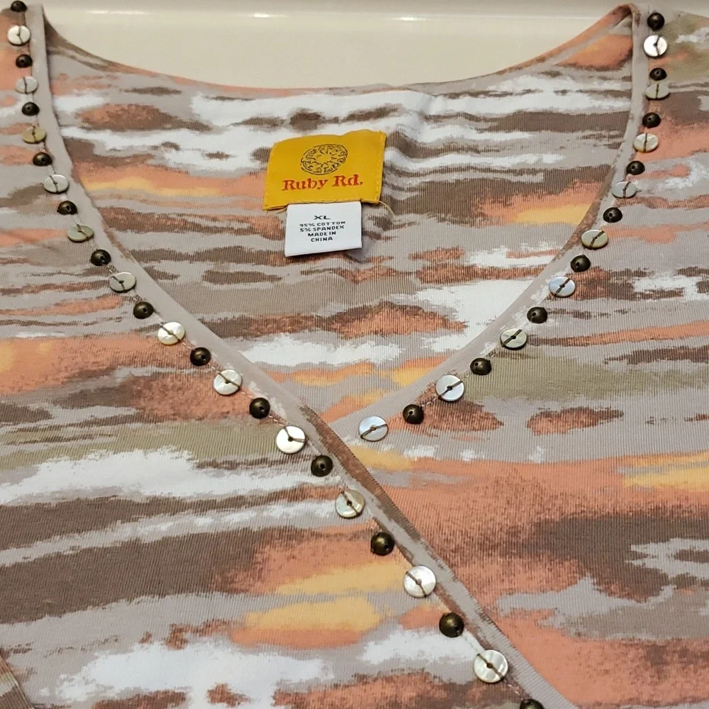 Ruby Rd. Top - Picture 5 of 5